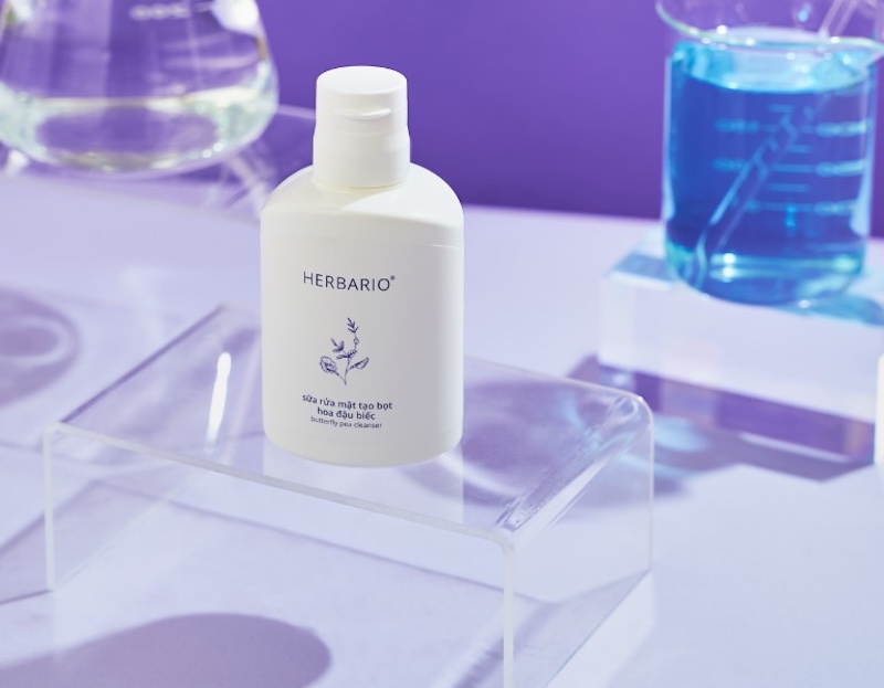 sua rua mat tao bot hoa dau biec herbario